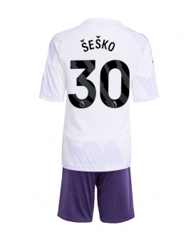 Billige Fotballdrakt Manchester United Benjamin Sesko #30 Replika Bortedraktsett Barn 2025-26 Kortermet (med bukser)